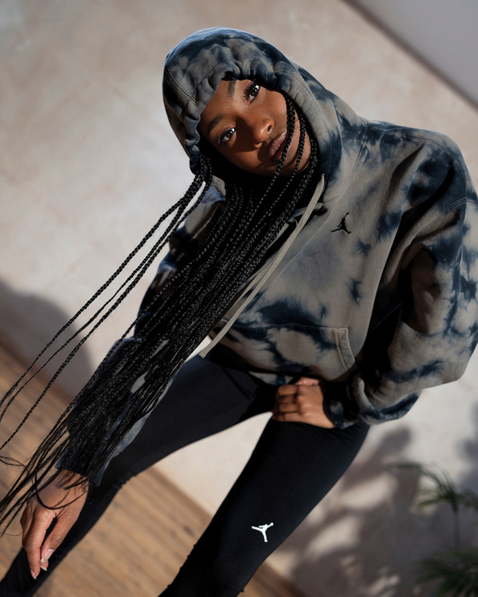 Sudadera tie-dye gris