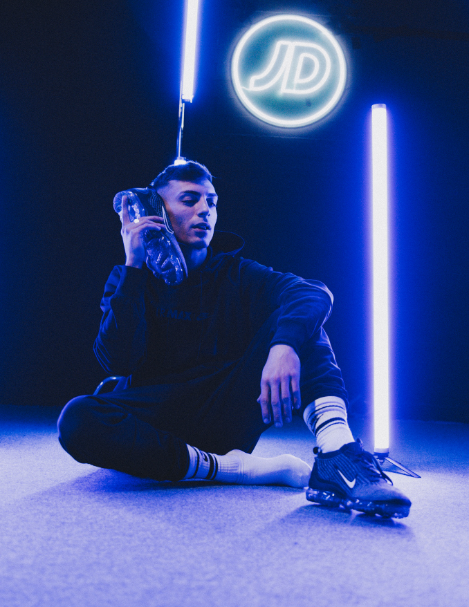 Sweet Pain con zapatillas Nike Vapormax