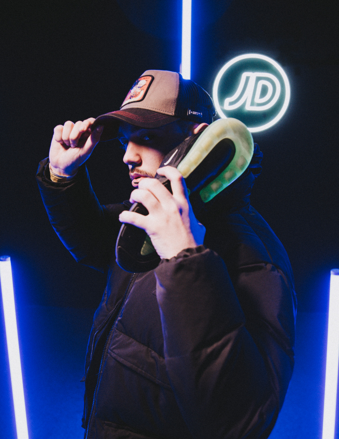 Zasko con zapatillas Nike Air Max 270