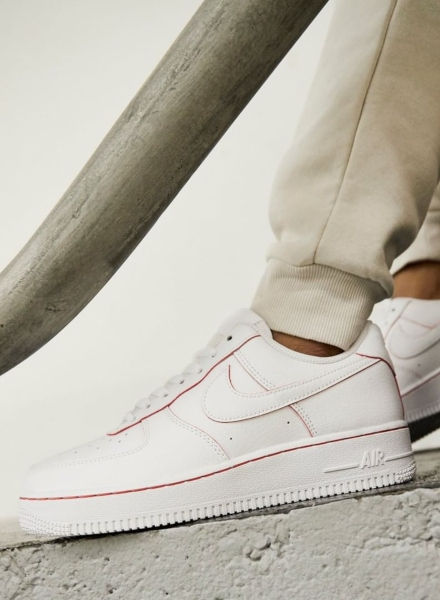 Nike Air Force 1 07