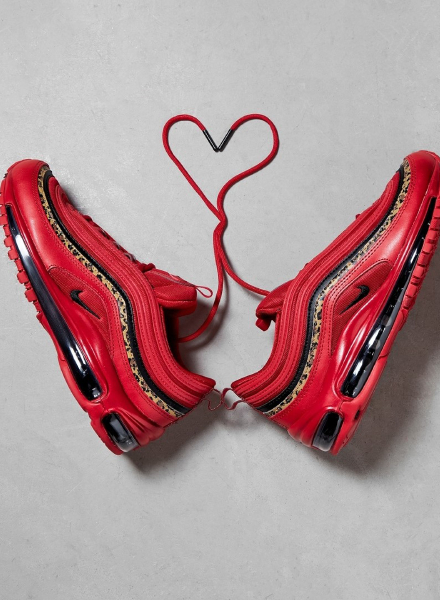 Nike Air Max 97 OG rood leopard detail